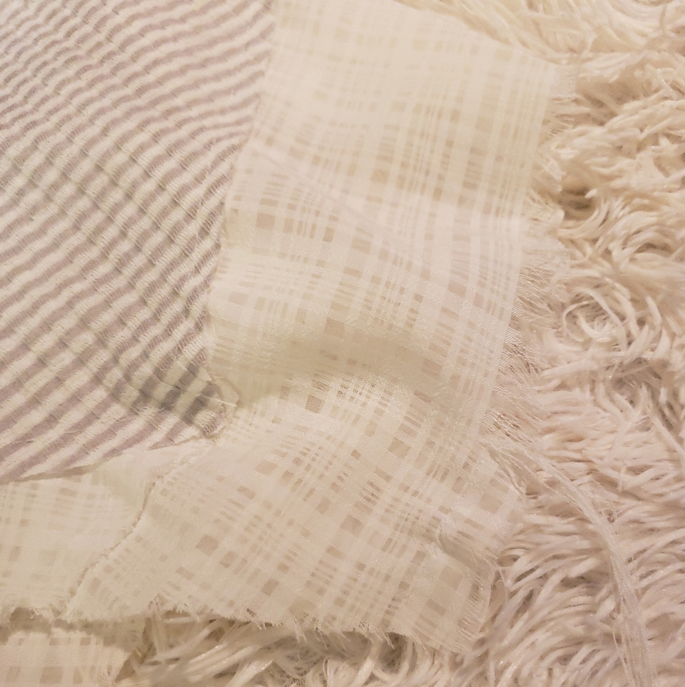 Top - Picture 2 of 4